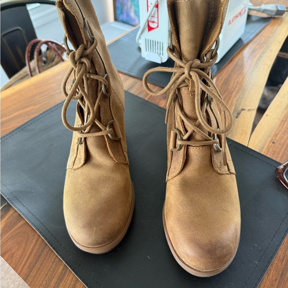 Sorel Brown Lace-Up Boots